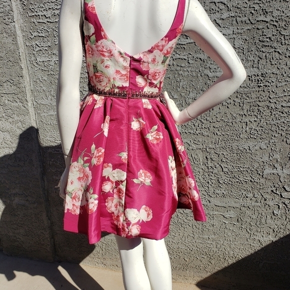 Sherri Hill 32321 Floral Print Short Dress - Picture 5 of 14
